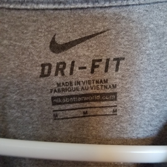 Never worn Whitesox Nike dryfit - Picture 4 of 6